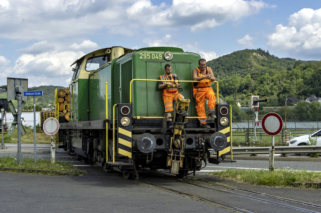 20240722 028 Holzverladung Brohl Hafen FB